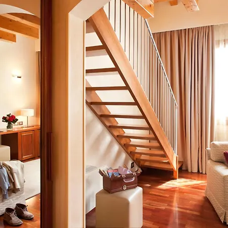 Al Tezzon Hotel 5*