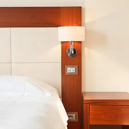 Al Tezzon 5* كامبوسامبيرو